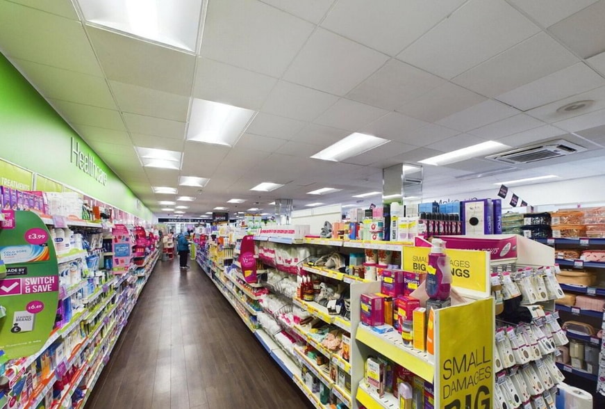 66-68 Hill St, Newry for sale - Interior Photo - Image 2 of 6