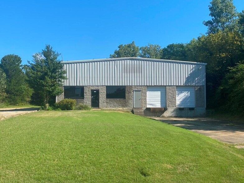 750 Rex Dr, Tupelo, MS for sale - Building Photo - Image 1 of 9