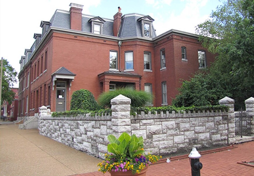 807 Geyer Ave, Saint Louis, MO for lease Primary Photo- Image 1 of 10
