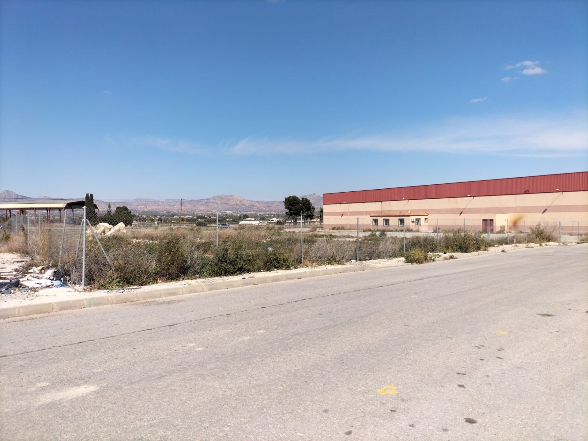 Industrial in Cox, Alicante for sale Building Photo- Image 1 of 8