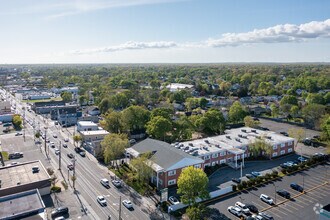 475 E Main St, Patchogue, NY - AERIAL  map view