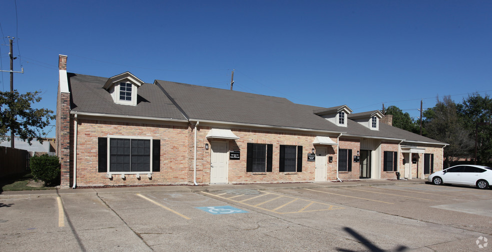 4654 Highway 6 N, Houston, TX for lease - Primary Photo - Image 1 of 19