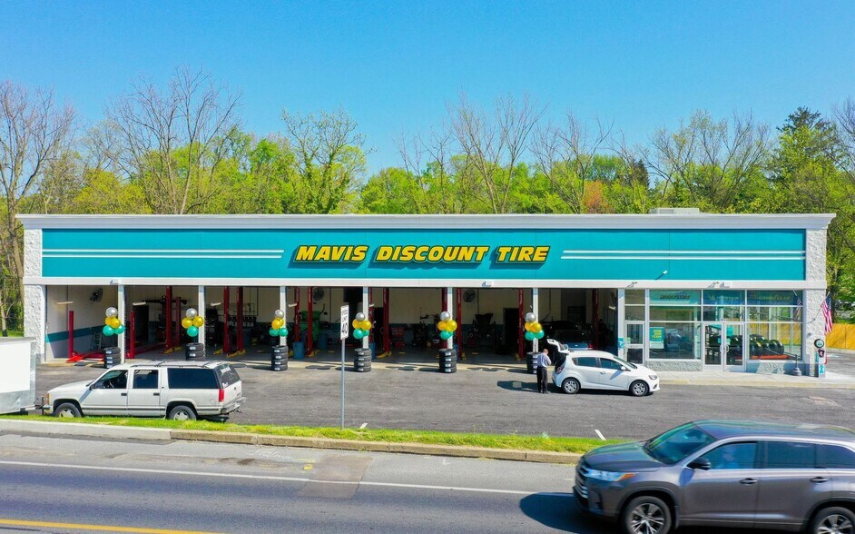 1655 Columbia Ave, Lancaster, PA à vendre - Photo du bâtiment - Image 1 de 2