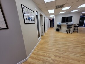 20142 Valley Forge Cir, King Of Prussia, PA à louer Photo intérieure- Image 2 de 14