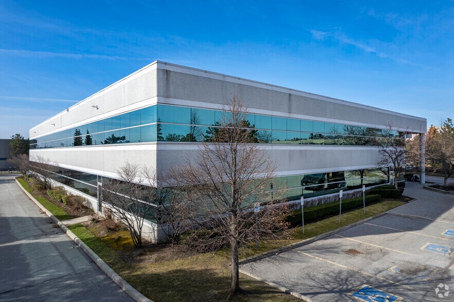 25 Centurian Dr, Markham, ON for lease - Building Photo - Image 3 of 15