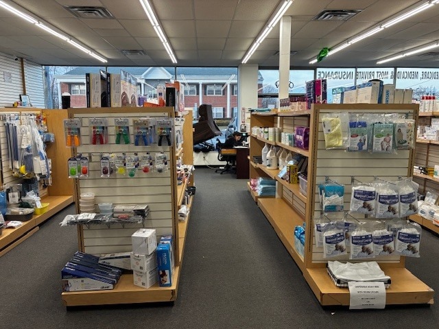 464 E Main St, Patchogue, NY for lease - Building Photo - Image 3 of 15