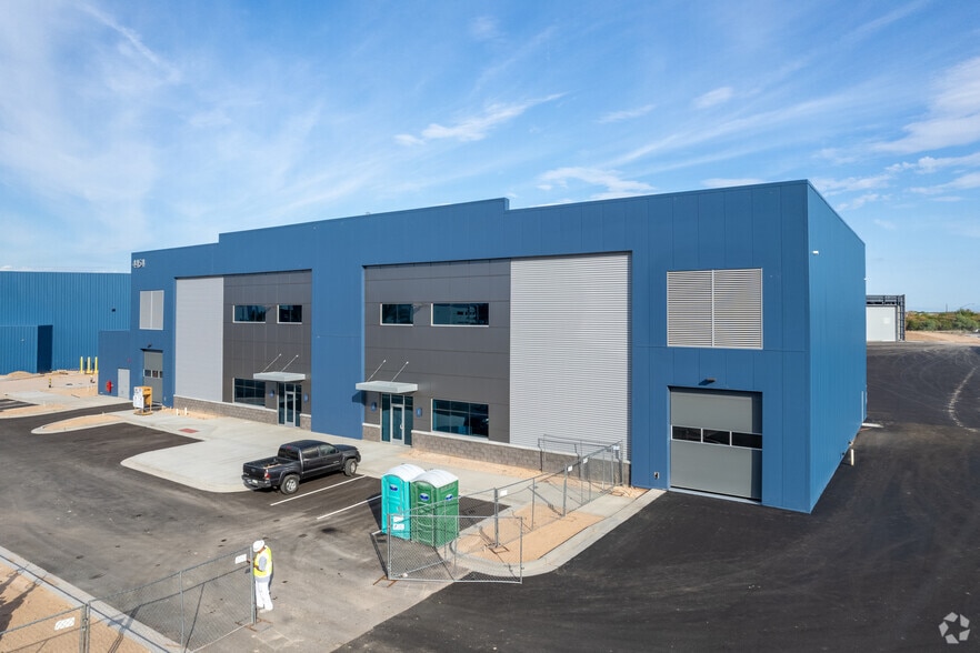 4454 E Mallory Cir, Mesa, AZ for lease - Building Photo - Image 2 of 5