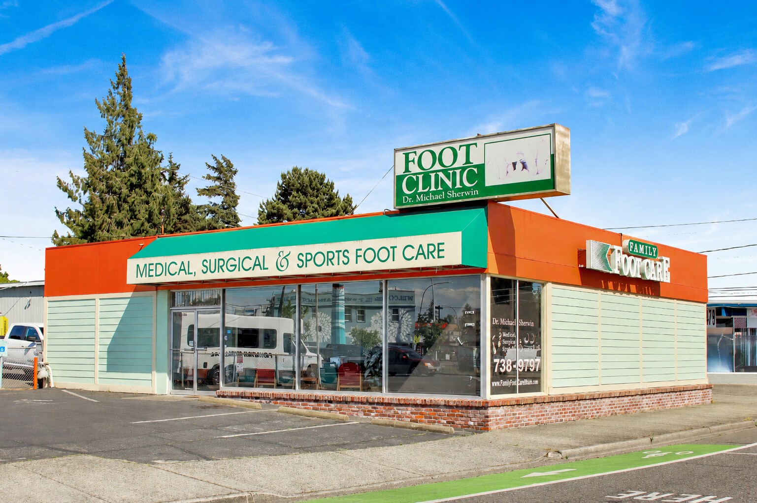 2000 Broadway St, Bellingham, WA for lease Building Photo- Image 1 of 16