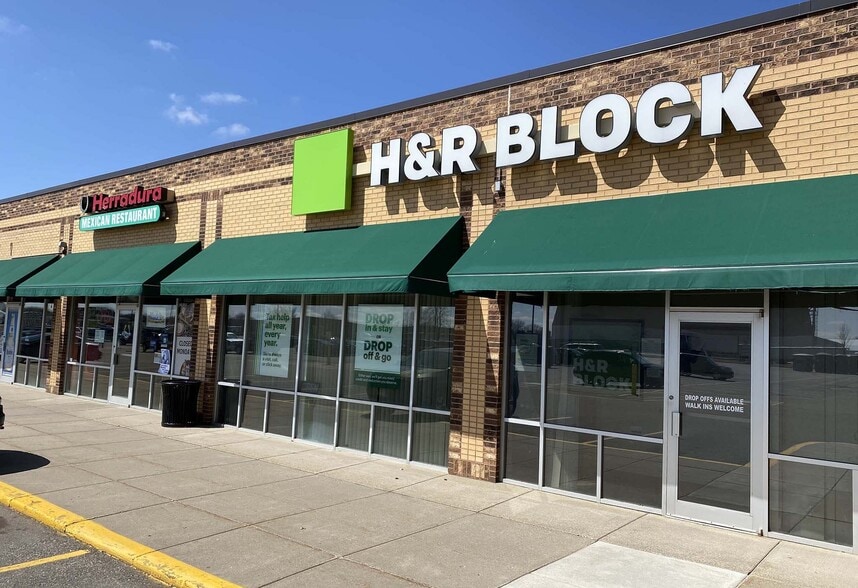 951-975 E Frontage Rd, Litchfield, MN for sale - Building Photo - Image 3 of 3