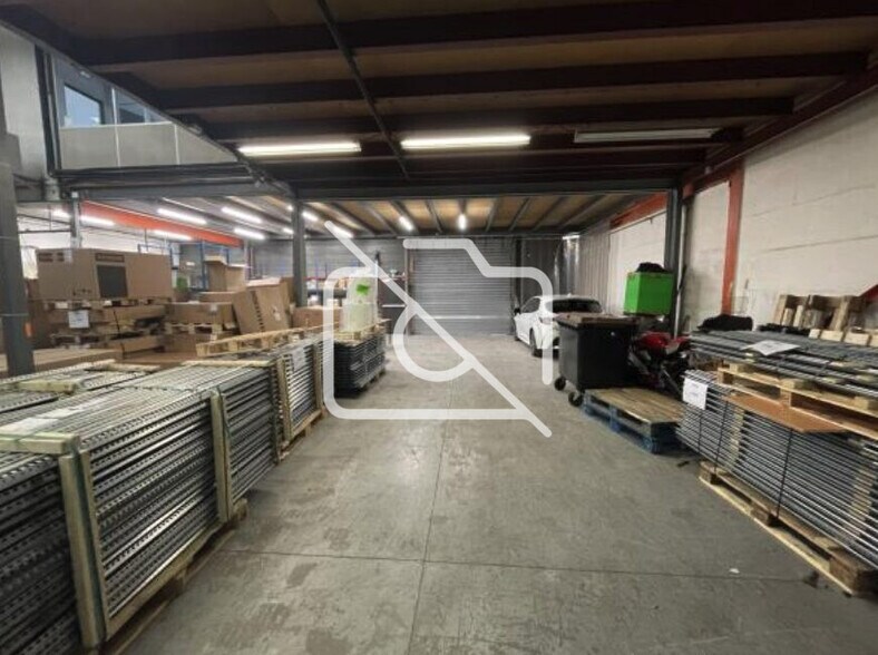 Industrial in Massy for lease - Interior Photo - Image 3 of 3