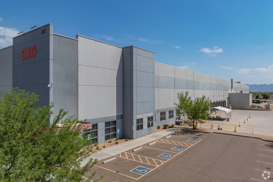 8691 W Jefferson St, Tolleson, AZ for lease - Primary Photo - Image 1 of 21