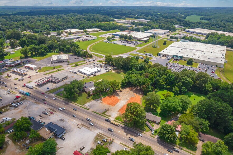 1851-1871 S Highland Ave, Jackson, TN à louer - Photo du bâtiment - Image 2 de 5