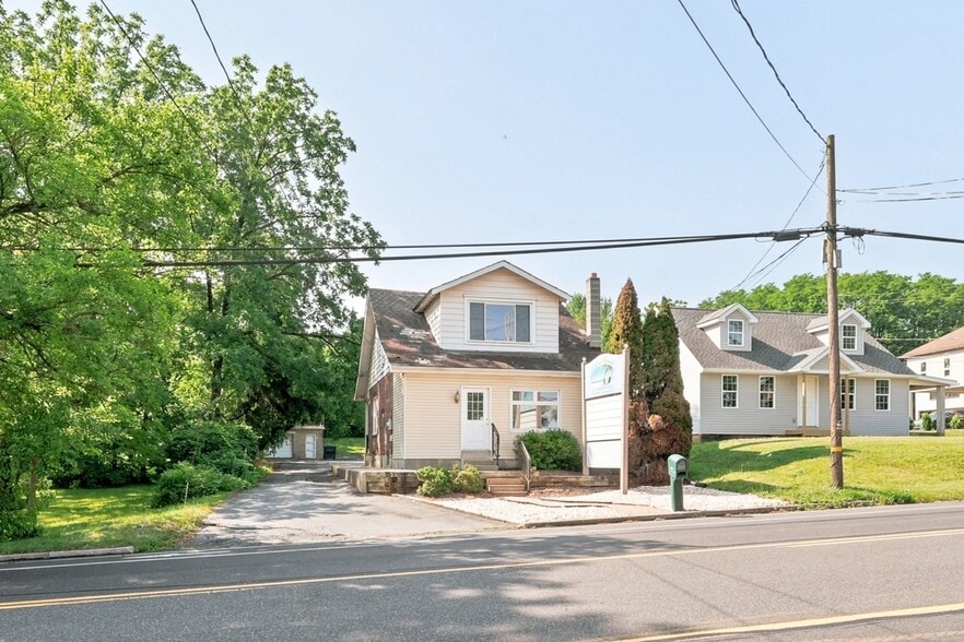 5194 Hamilton Blvd, Allentown, PA for sale - Building Photo - Image 2 of 42
