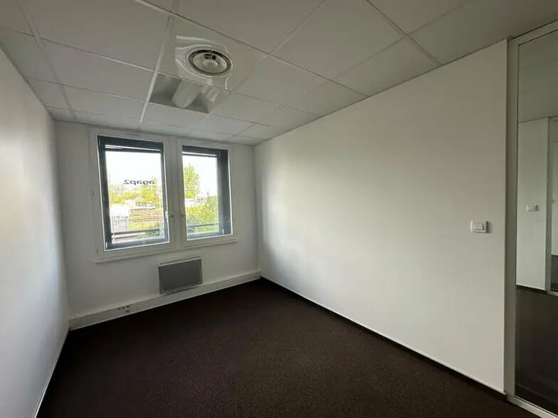 Bureau dans Strasbourg à louer - Photo intérieure - Image 3 de 12
