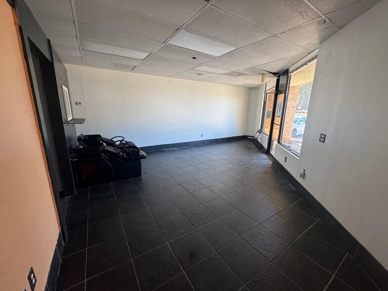 1760 Lee Rd, Douglasville, GA à louer - Photo du bâtiment - Image 3 de 10