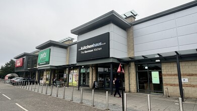 Foss Islands Rd, York for lease Building Photo- Image 1 of 1