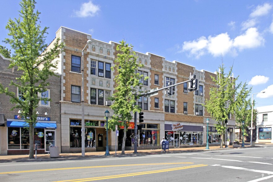 6388-6394 Delmar Blvd, Saint Louis, MO à louer - Photo du bâtiment - Image 2 de 11