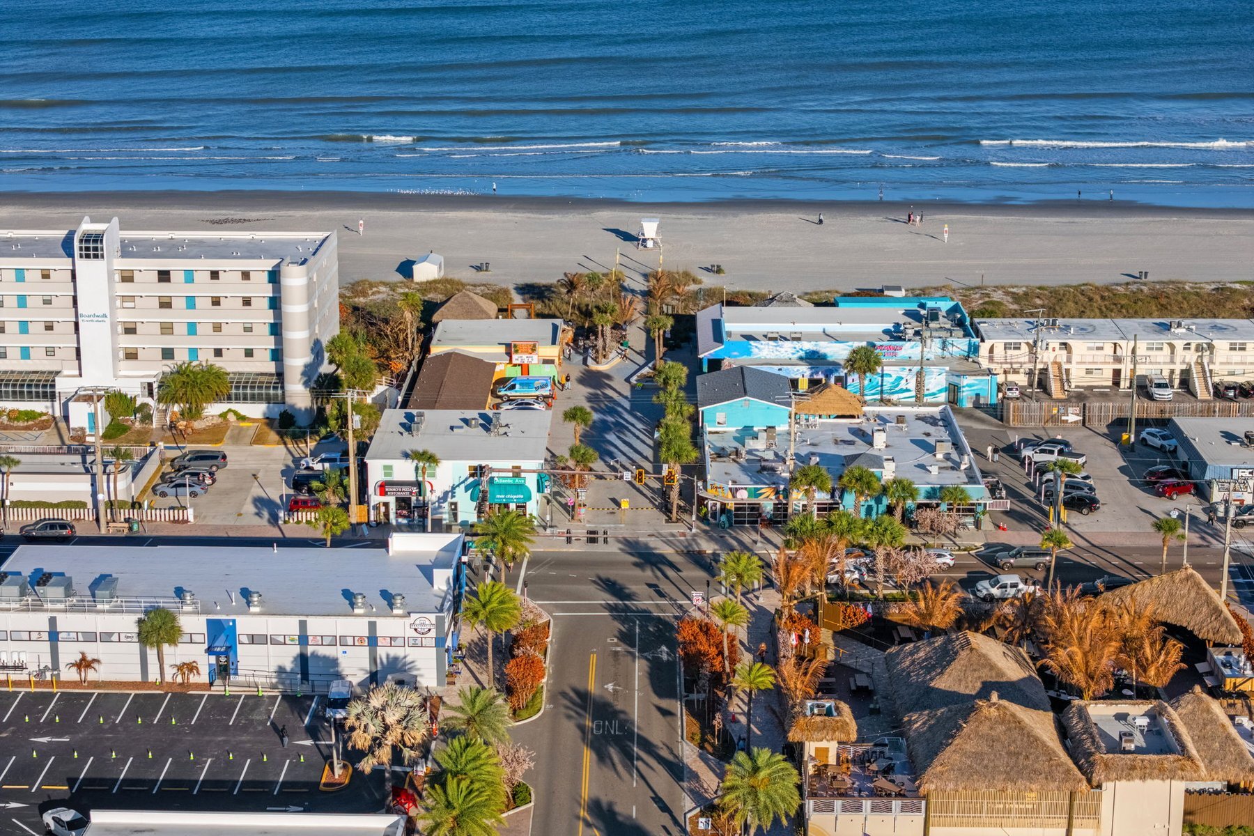 101 N Atlantic Ave, Cocoa Beach, FL à vendre Photo du bâtiment- Image 1 de 31