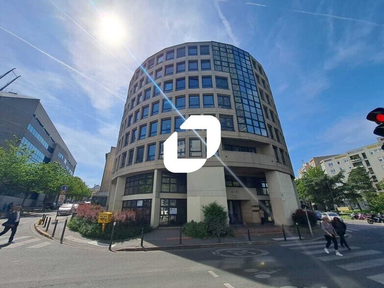Bureau dans Montreuil à louer - Photo du bâtiment - Image 2 de 8