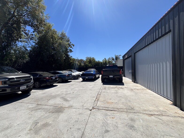 561 N Palm Ave, Hemet, CA for sale - Building Photo - Image 3 of 11
