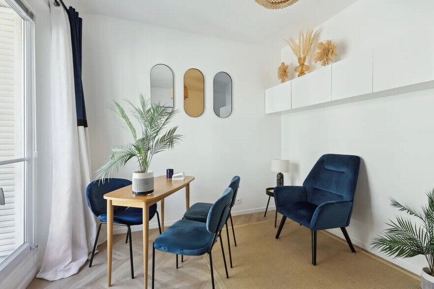 Bureau dans Paris à vendre - Photo du bâtiment - Image 2 de 14