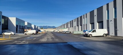 3231 No. 6 Rd, Richmond, BC à louer Photo du bâtiment- Image 1 de 4