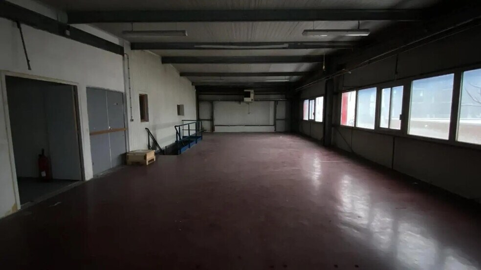 Industriel dans Sartrouville à louer - Photo du bâtiment - Image 3 de 4