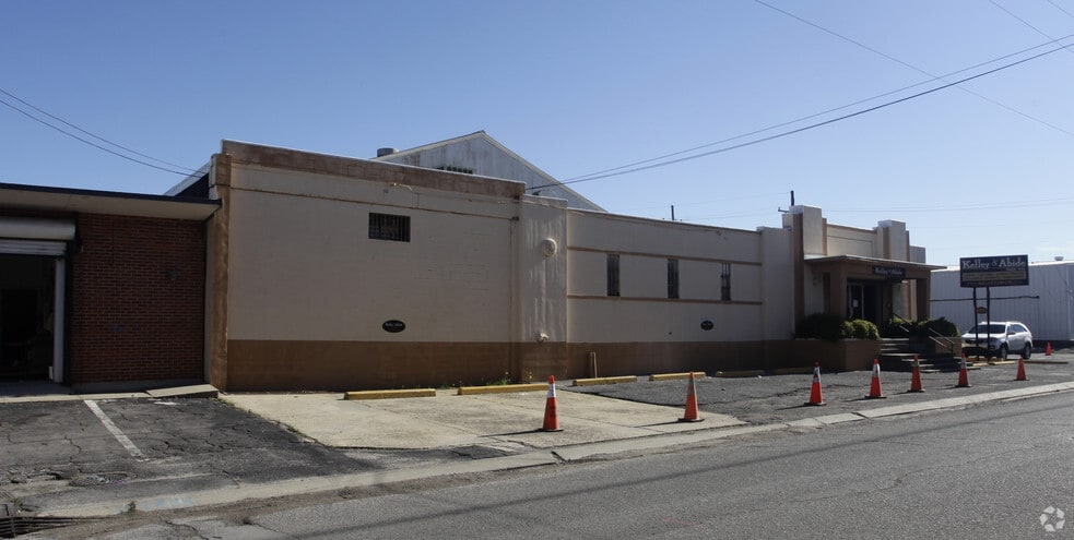 4401 Euphrosine St, New Orleans, LA à louer - Photo du bâtiment - Image 2 de 11