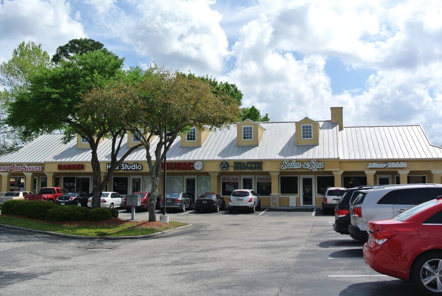9889 San Jose Blvd, Jacksonville, FL à louer - Photo du bâtiment - Image 2 de 10