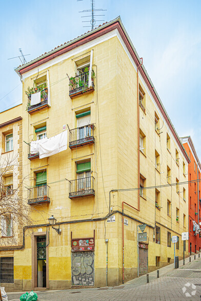 Calle de Mira el Sol, 12, Madrid, Madrid à vendre - Photo principale - Image 1 de 2