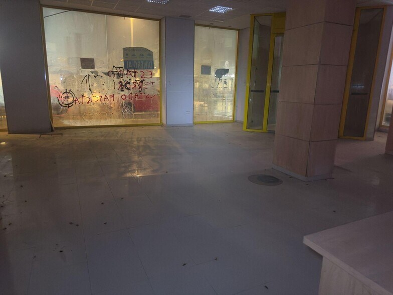 Retail in Elda, Alicante for sale - Interior Photo - Image 3 of 12