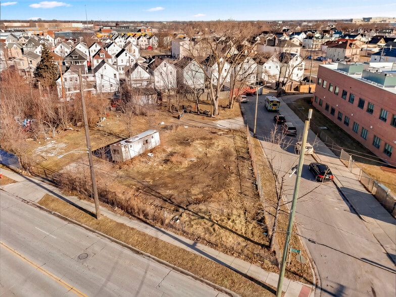 8312 Conant, Hamtramck, MI for sale - Building Photo - Image 2 of 14