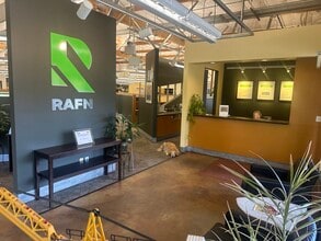 1721 132nd Ave NE, Bellevue, WA à louer Photo intérieure- Image 1 de 2