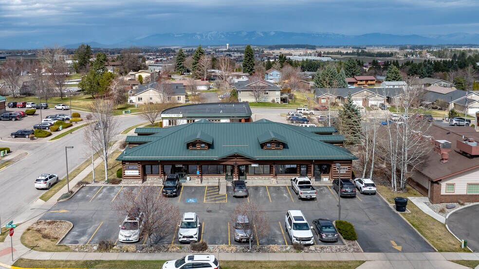 195 Commons Loop, Kalispell, MT à vendre - Photo principale - Image 1 de 70
