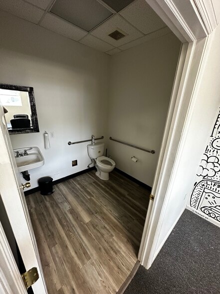 714 5th Ave, Bradley Beach, NJ à louer - Photo intérieure - Image 2 de 8