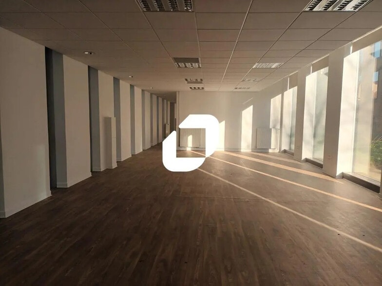 165 Avenue De Bretagne, Lille for lease - Building Photo - Image 2 of 14