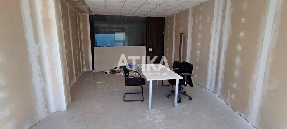 Office in L'Olleria, Valencia for lease - Interior Photo - Image 3 of 5