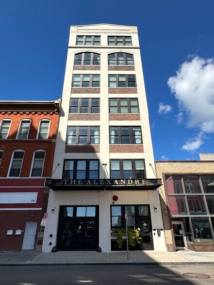 510 Washington St, Buffalo, NY à vendre - Photo du bâtiment - Image 3 de 17