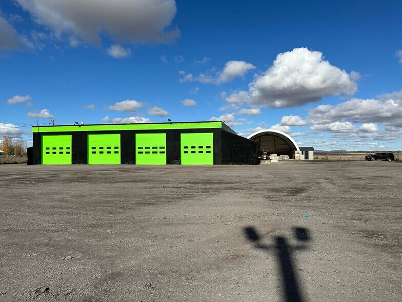 368 Boul Croisetière N, Saint-jean-sur-richelieu, QC for lease - Primary Photo - Image 1 of 3