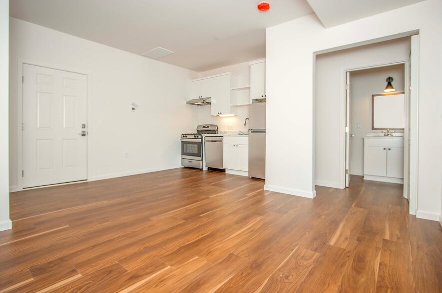 1380 Lincoln Ave, San Rafael, CA à vendre - Photo intérieure - Image 2 de 44