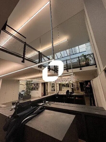 Retail in Paris for sale - Building Photo - Image 3 of 11