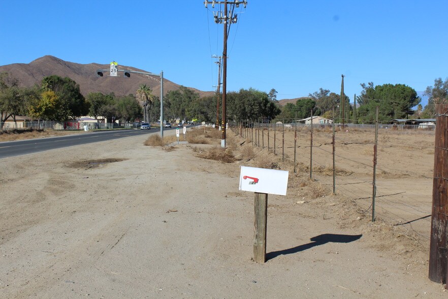 28920 Winchester Rd, Winchester, CA for sale - Primary Photo - Image 1 of 7