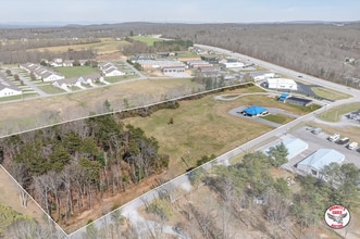 997 Woodlands Cir, Crossville, TN - Aerial  map view - Image1