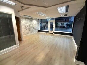 193 Mill Rd, Cambridge à louer Photo intérieure- Image 2 de 5