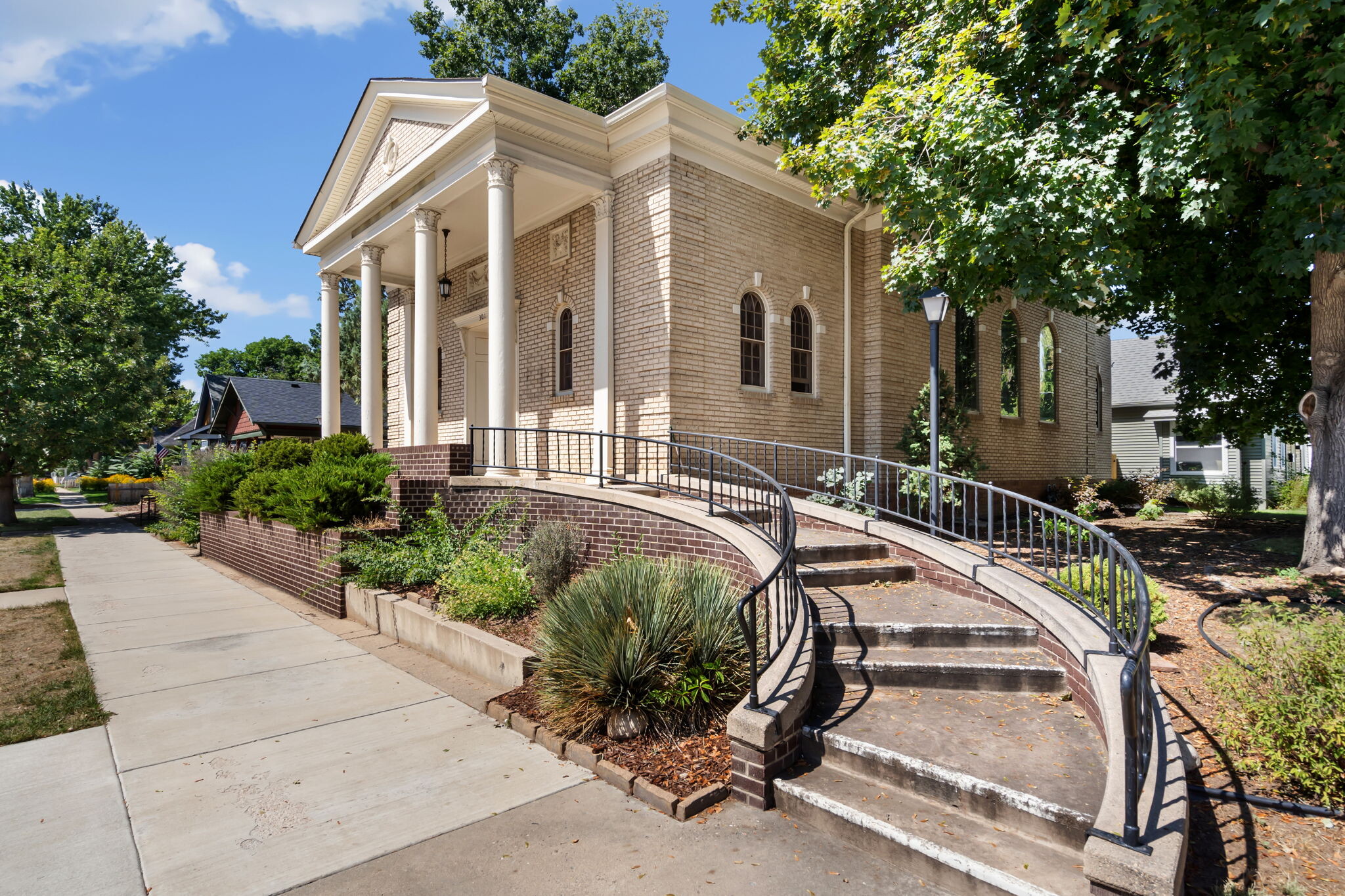 301 W 4th St, Loveland, CO à vendre Photo principale- Image 1 de 24