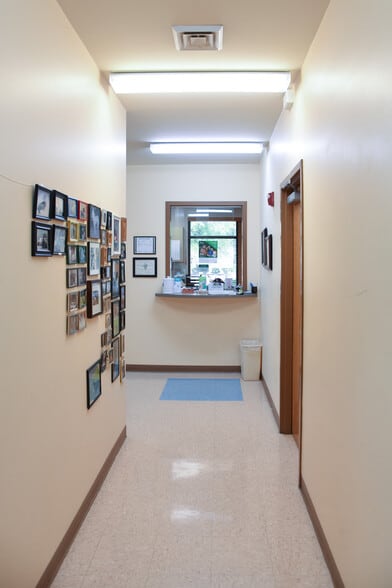 2117 Veterans Dr SE, Decatur, AL for sale - Building Photo - Image 2 of 25