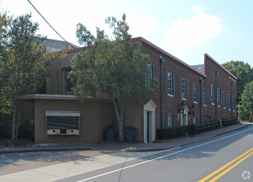 617 Atlanta St, Roswell, GA for lease - Building Photo - Image 2 of 2