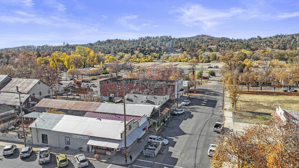 18379 Chestnut Ave, Tuolumne, CA for sale - Building Photo - Image 2 of 5