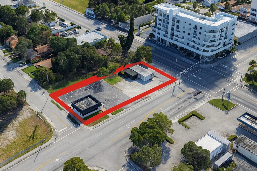 1675 NW 54th St, Miami, FL à vendre - Photo du bâtiment - Image 2 de 3