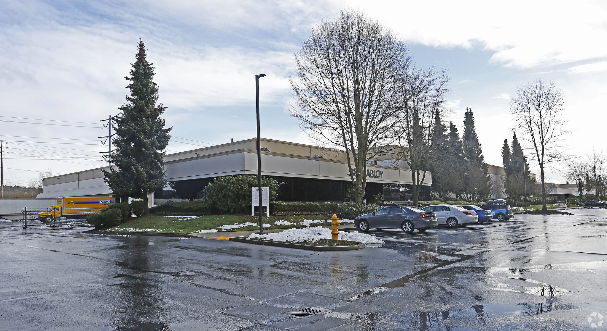 20112-20120 72nd Ave S, Kent, WA for lease Primary Photo- Image 1 of 9